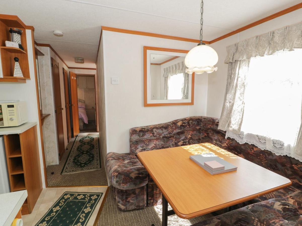 Fron Dderw Caravan Holyhead Kültér fotó